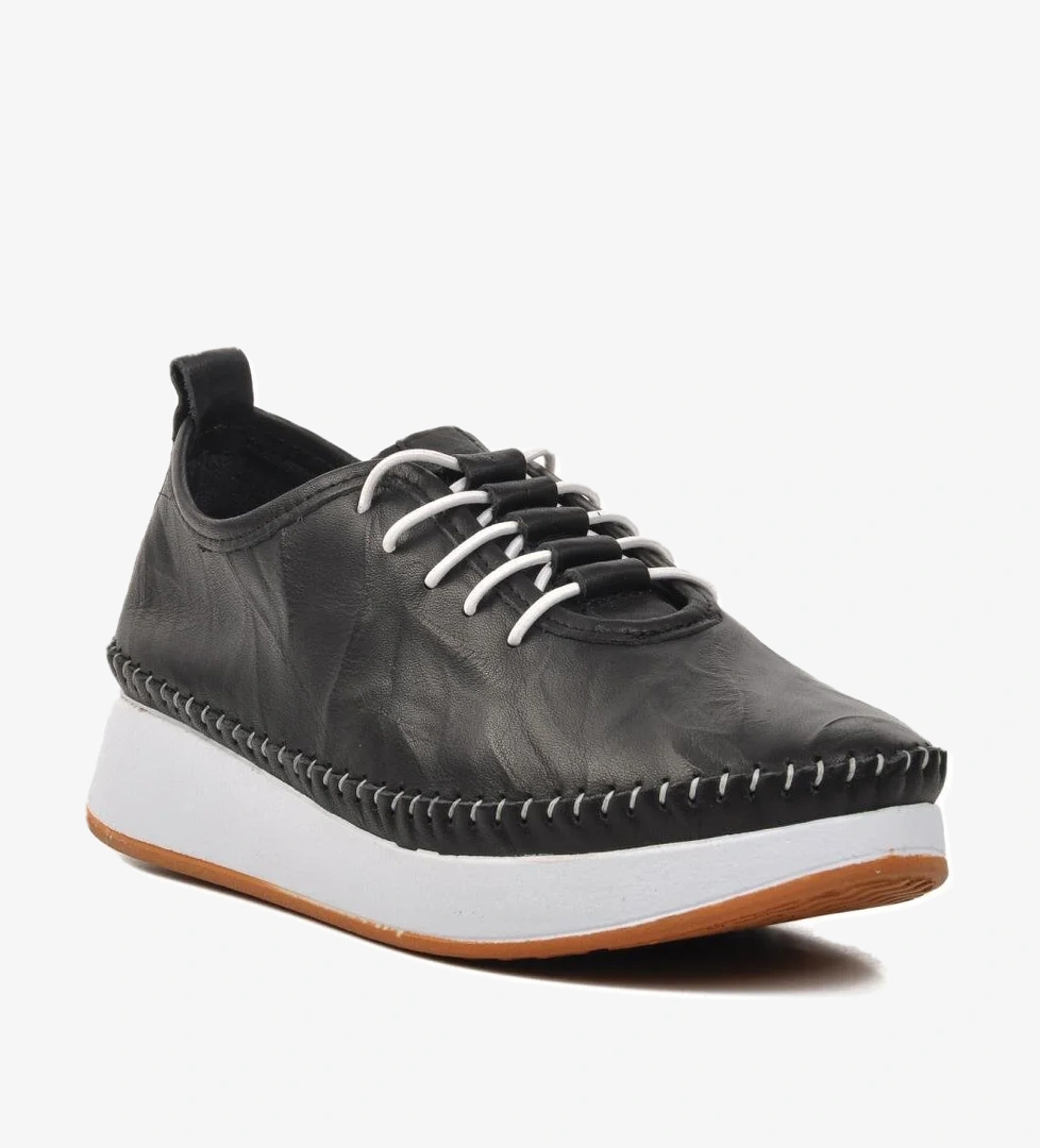 24077 Siyah Hakiki Deri Kadın Günlük Ayakkabı