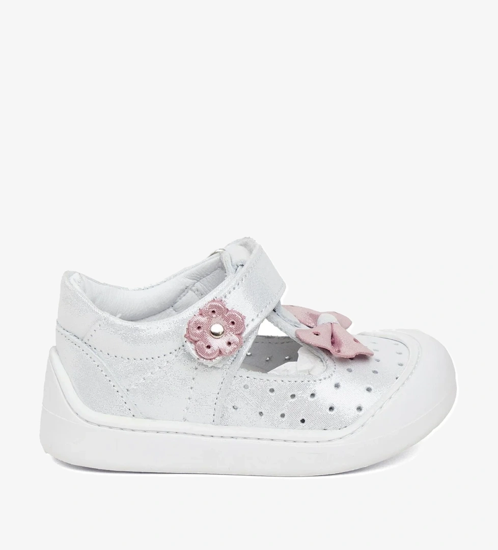 Minican NN İ 10 İlk Adım Kız Çocuk Hakiki Deri Cas Gümüş model görseli