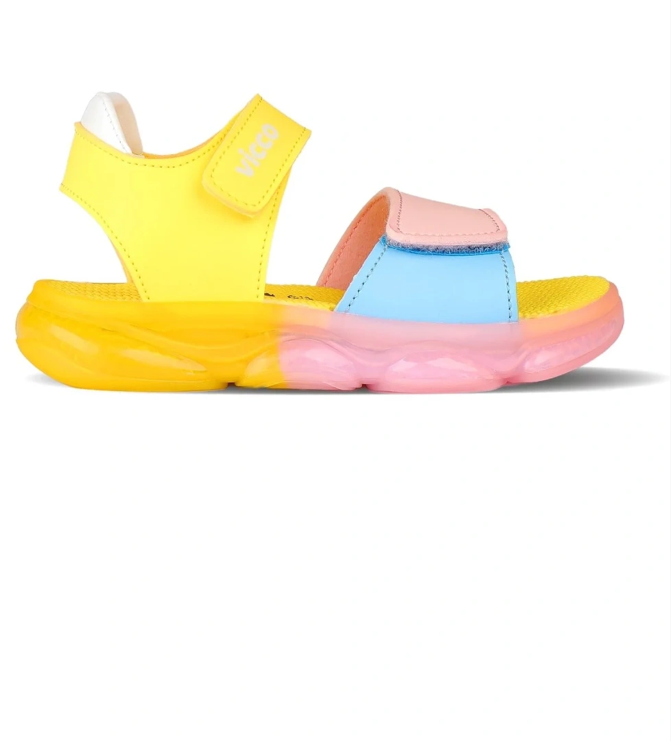 Laura Ortopedik Işıklı Çocuk Sandalet