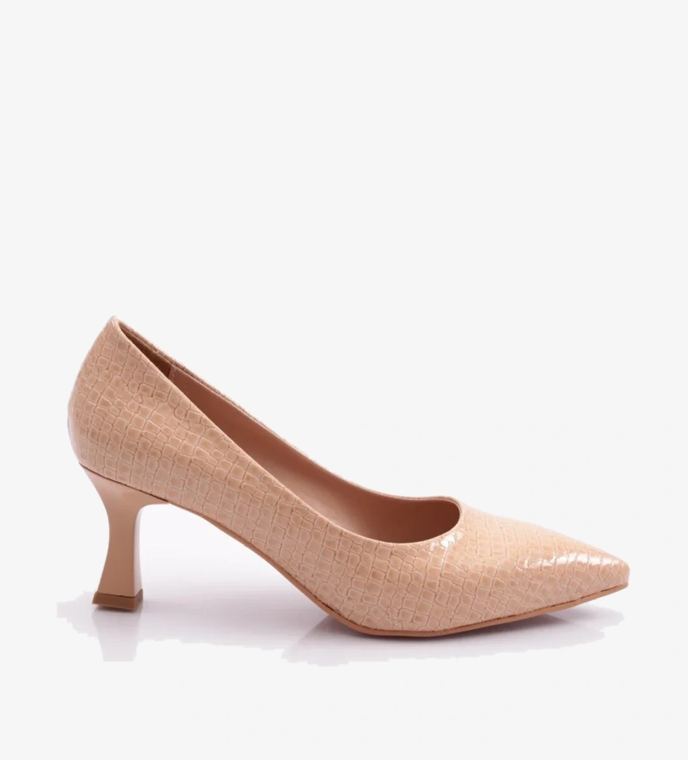 Dgn 320 Sivri Burun Parmak Dekolteli Uzun Topuklu Ayakkabi model görseli