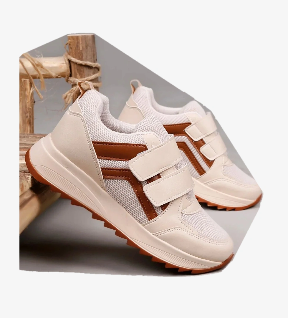 Sararmaz Taban Cırtlı Spor Ayakkabı - Görsel 1