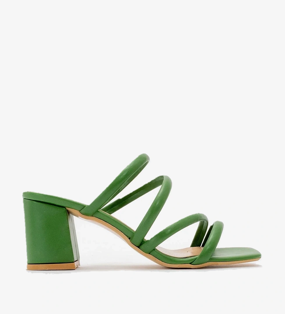 Kadın Küt Burunlu ÇİMEN YEŞİLİ CİLT