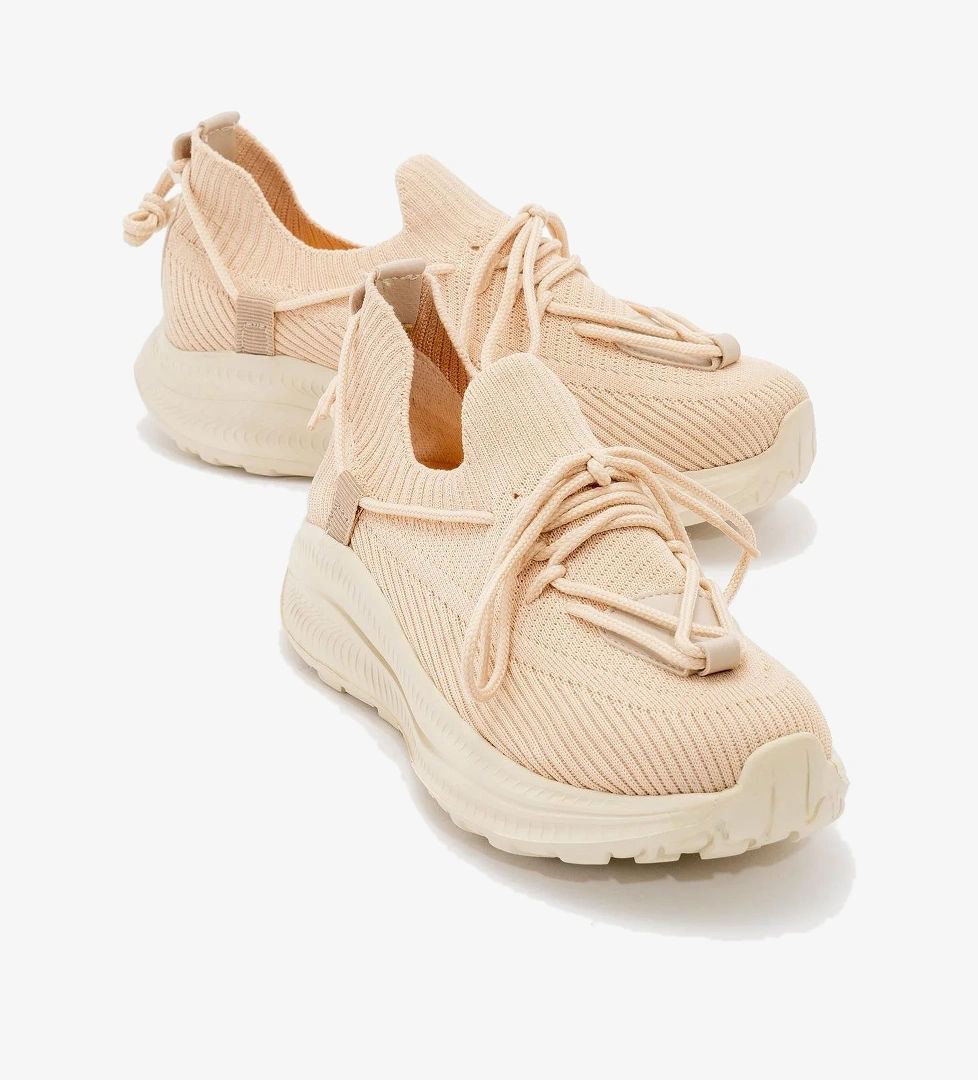 Kaydırmaz Kadın Spor Ayakabı NUDE