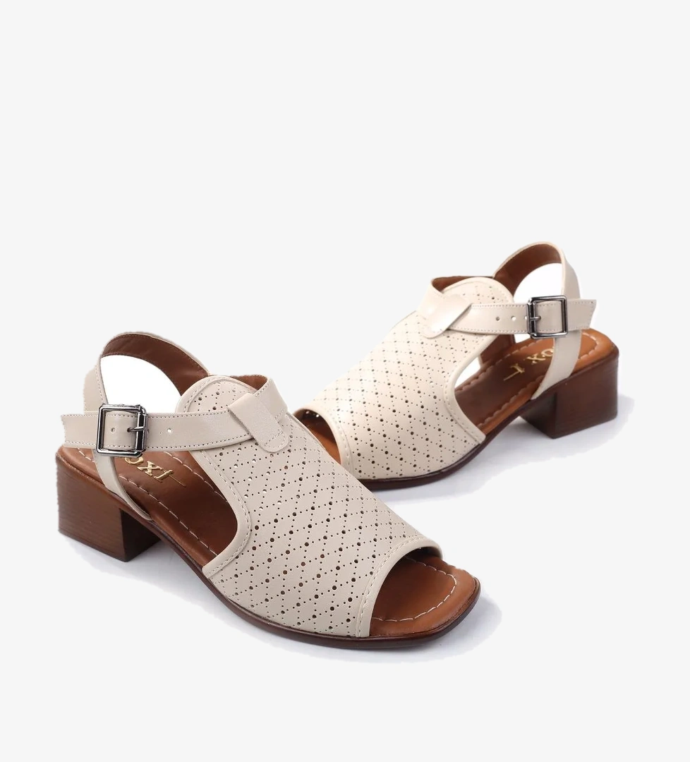 Papuç Sepeti Frzn-1613 Kadın 4,5 Cm Topuklu Yazlık Ayakkabı model görseli