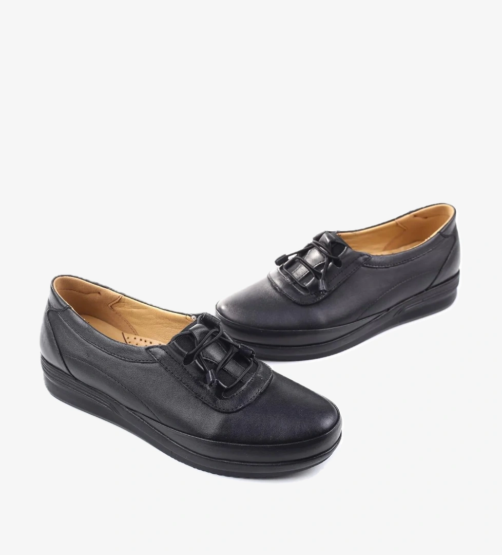 Papuç Sepeti 3776 Kadın Ortopedik Taban Deri Ayakkabı model görseli