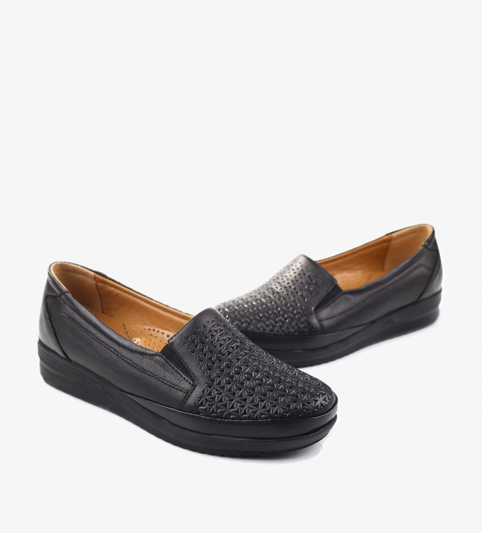 Papuç Sepeti 3772 Kadın Ortopedik Taban Deri Ayakkabı model görseli