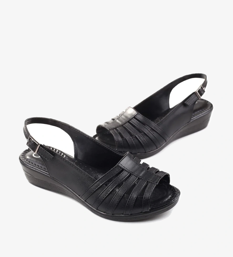 Papuç Sepeti 3785 Ortopedik Büyük Numara Kadın Günlük Sandalet model görseli