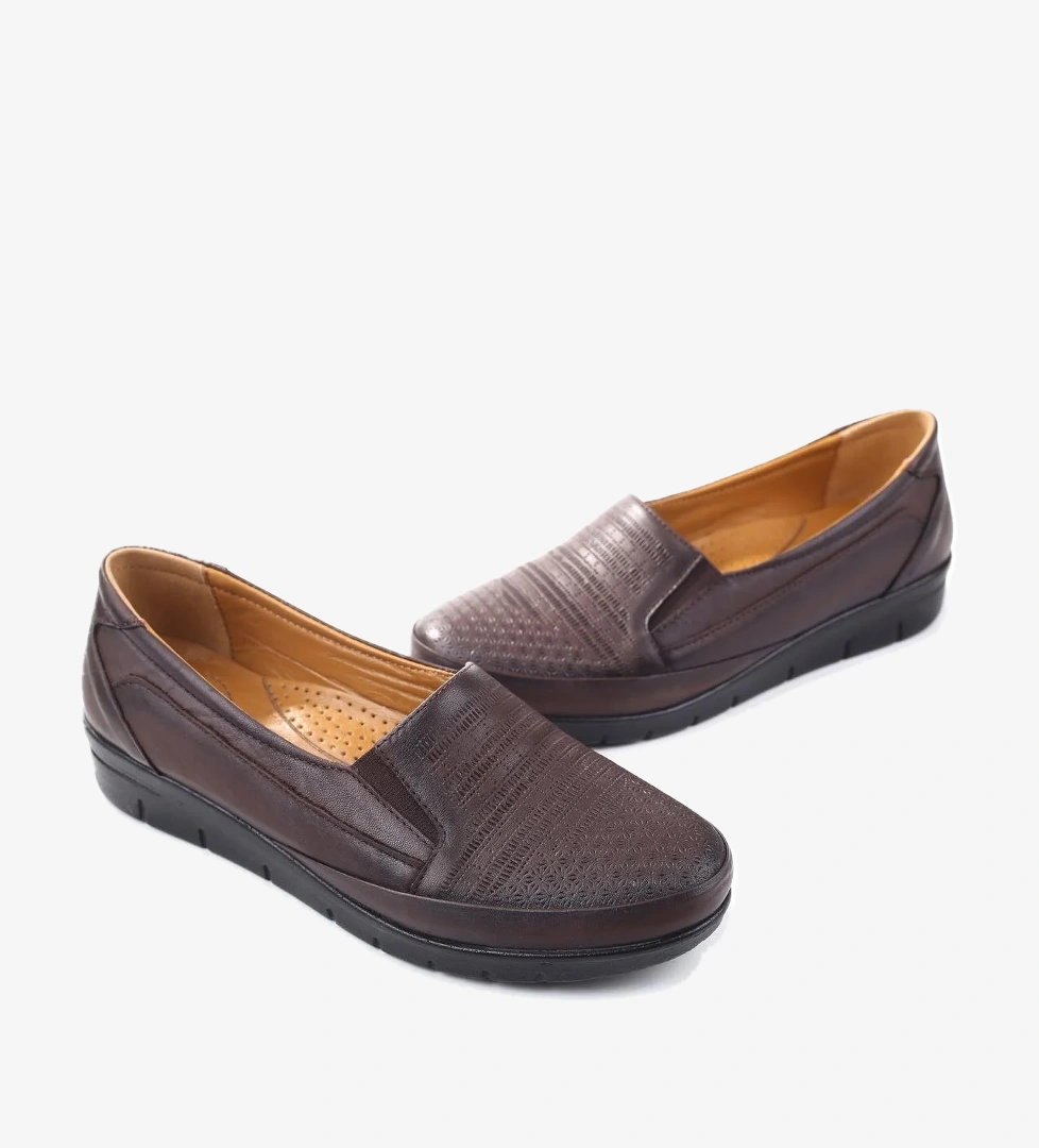 Papuç Sepeti 3769 Kadın Ortopedik Taban Deri Ayakkabı model görseli