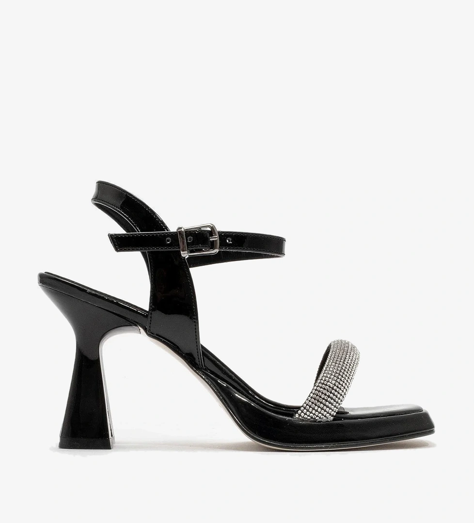 Ccway p Kadın Kalın Taşlı Platform Topuklu SİYAH RUGAN model görseli