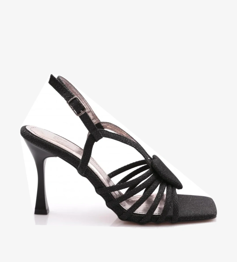 Dgn 4031 Kalp Desenli Topuklu Ayakkabi model görseli