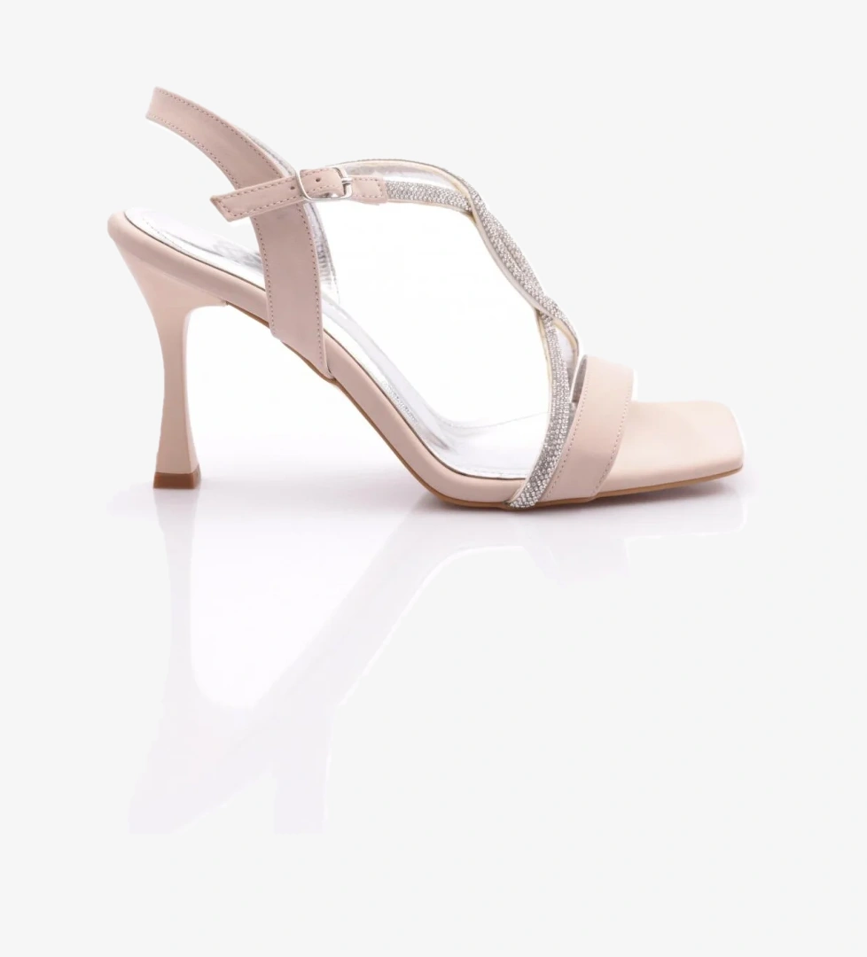 Dgn 4038 Kadin Taş İpli Topuklu Ayakkabi model görseli