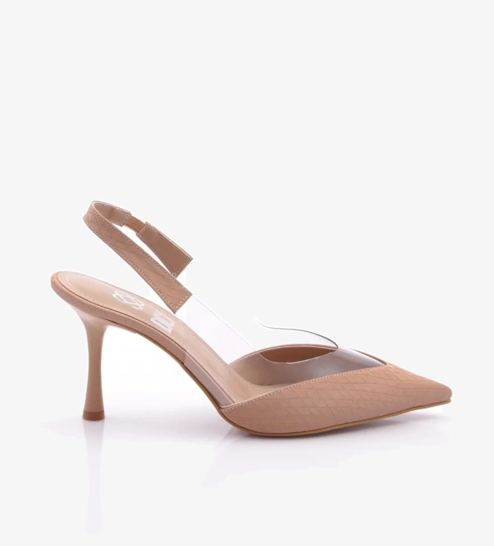 7021 Kadin Arkadan Bağlamali Topuklu Ayakkabi