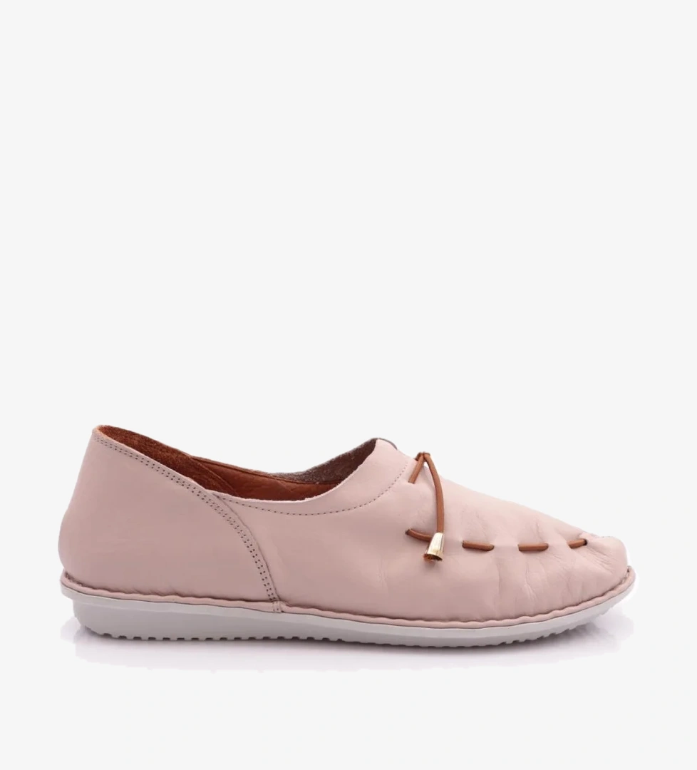 E221 Kadin Dikiş Detayli Babet