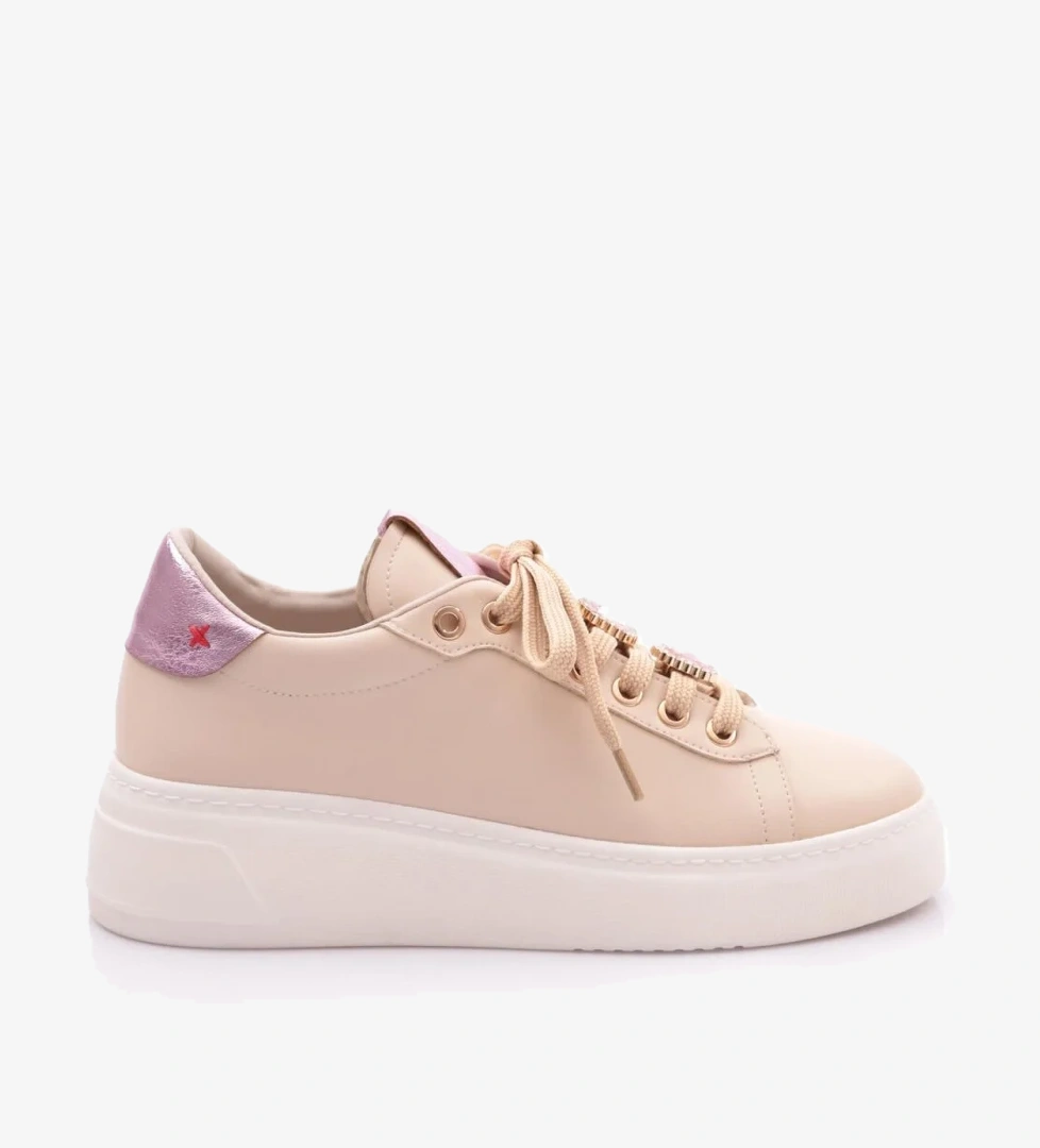 Dgn Es1531 Kadin Bağciklari Desenli Spor Ayakkabi model görseli