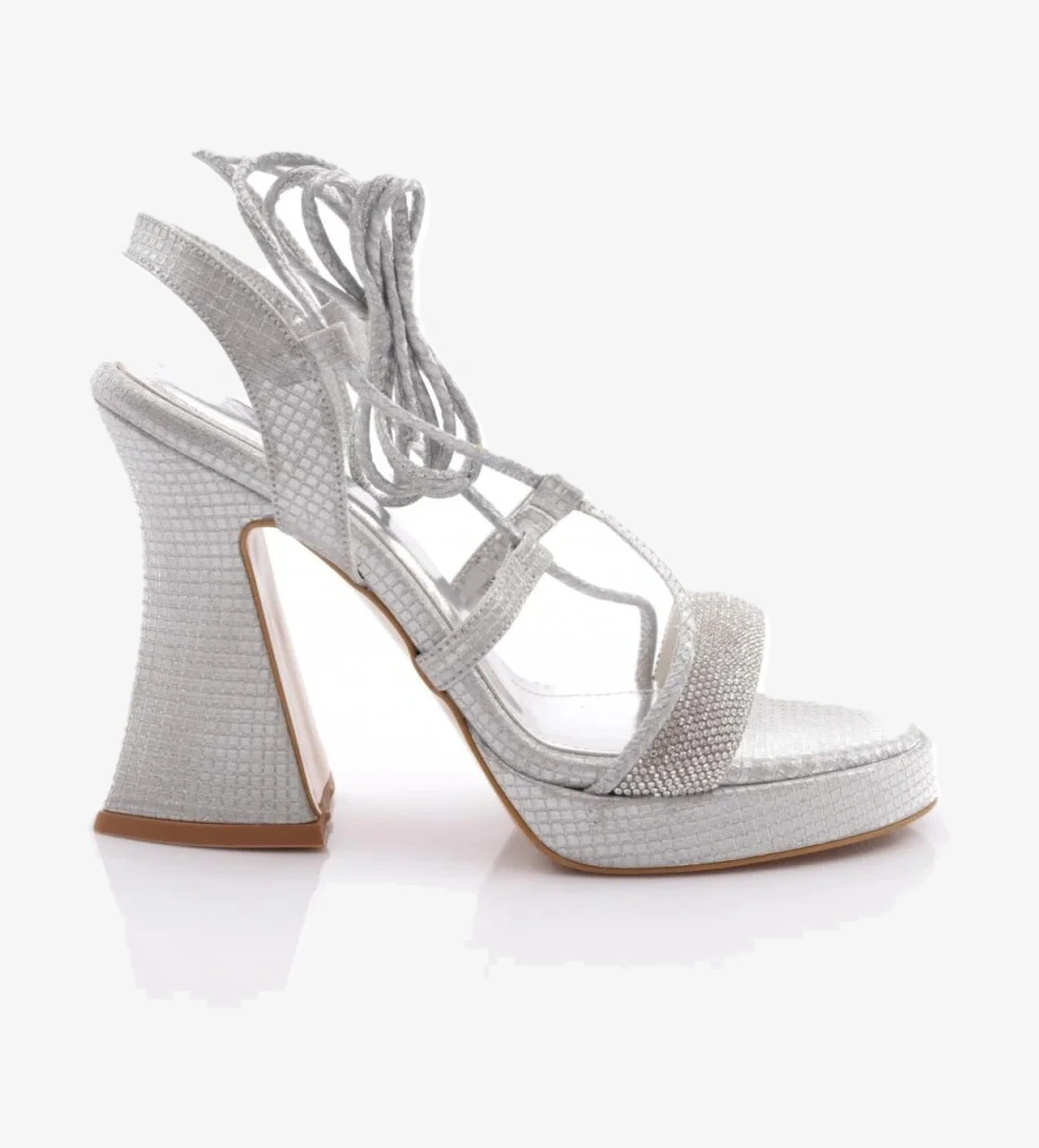 Dgn 3010 Kadin İp Detayli Topuklu Ayakkabi model görseli