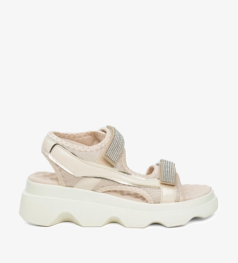 Zeyn 7901C Kadın Dolgu Topuk Sandalet Pudra