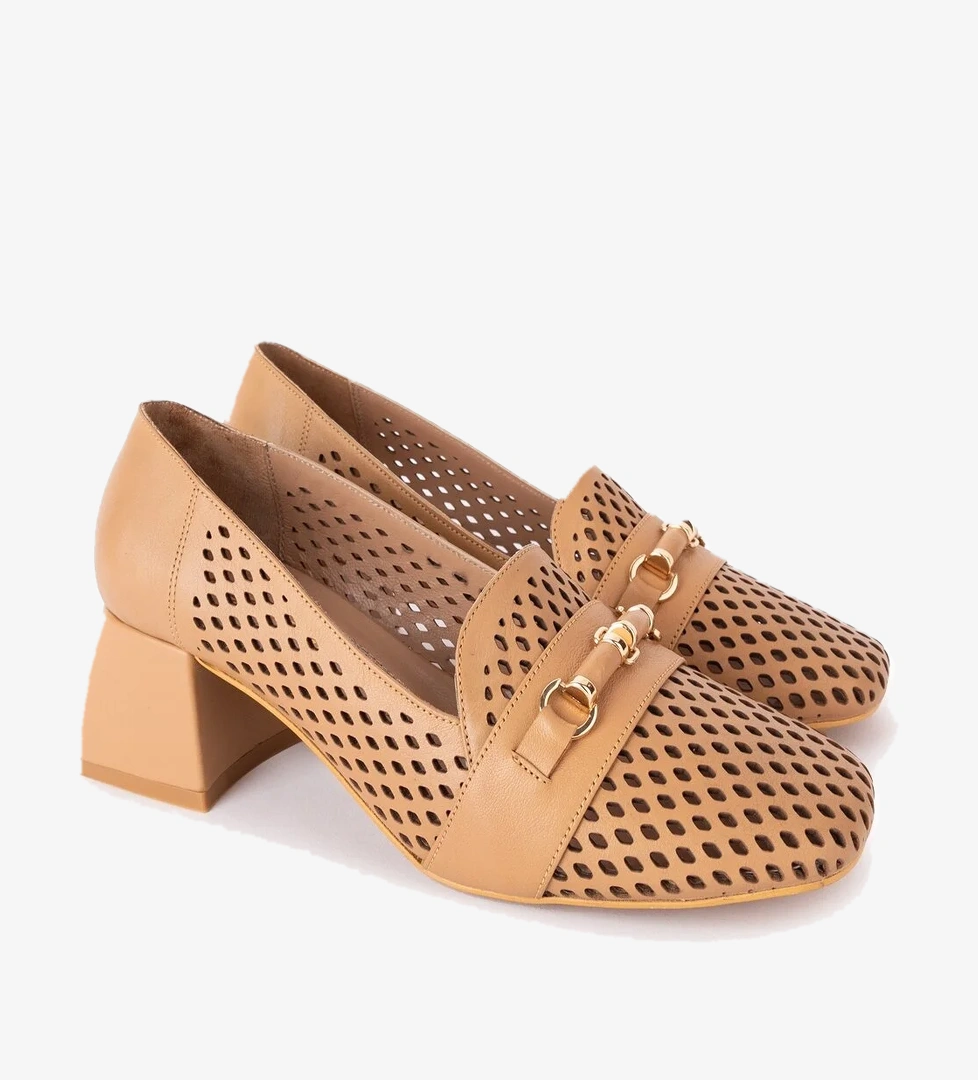 Gondol Kadın Hakiki Deri Lazer Delikli Topuklu Ayakkabı ast.7480