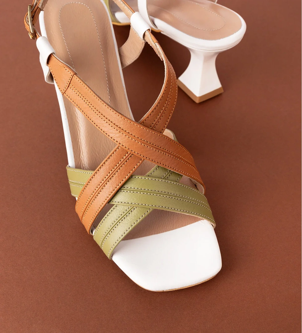 Gondol Kundura Gondol Kadın Hakiki Deri Renkli Topuklu Ayakkabı ast.6126 model görseli