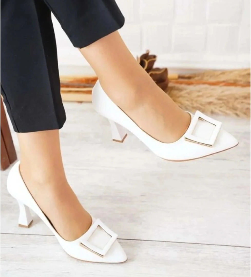 Kare Toka Detaylı Stiletto Kadın Topuklu Ayakkabı