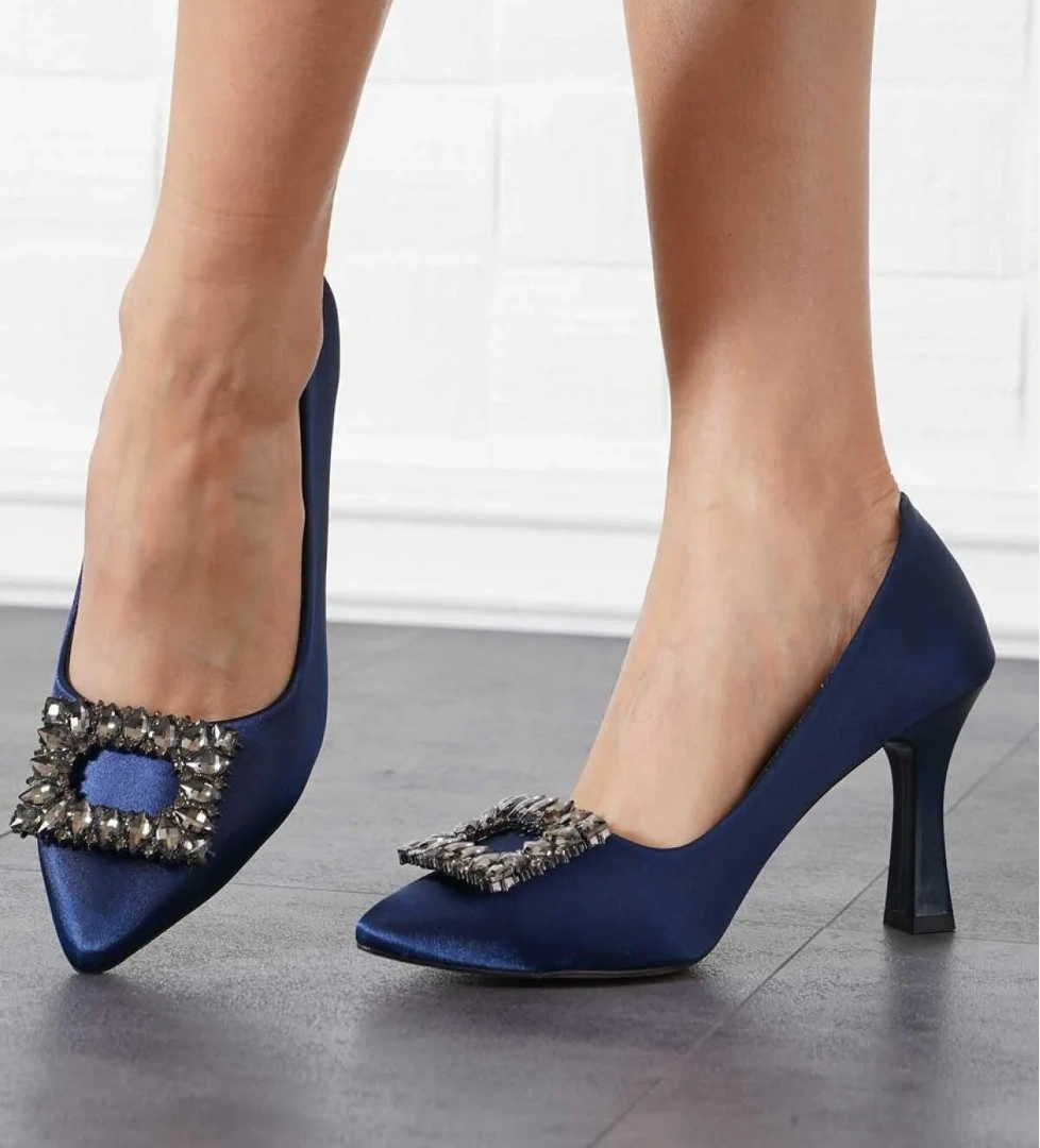 Kare Taş Detaylı Stiletto Kadın Topuklu Ayakkabı