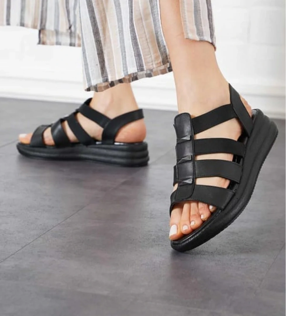 Lastik Bantlı Kadın Sandalet