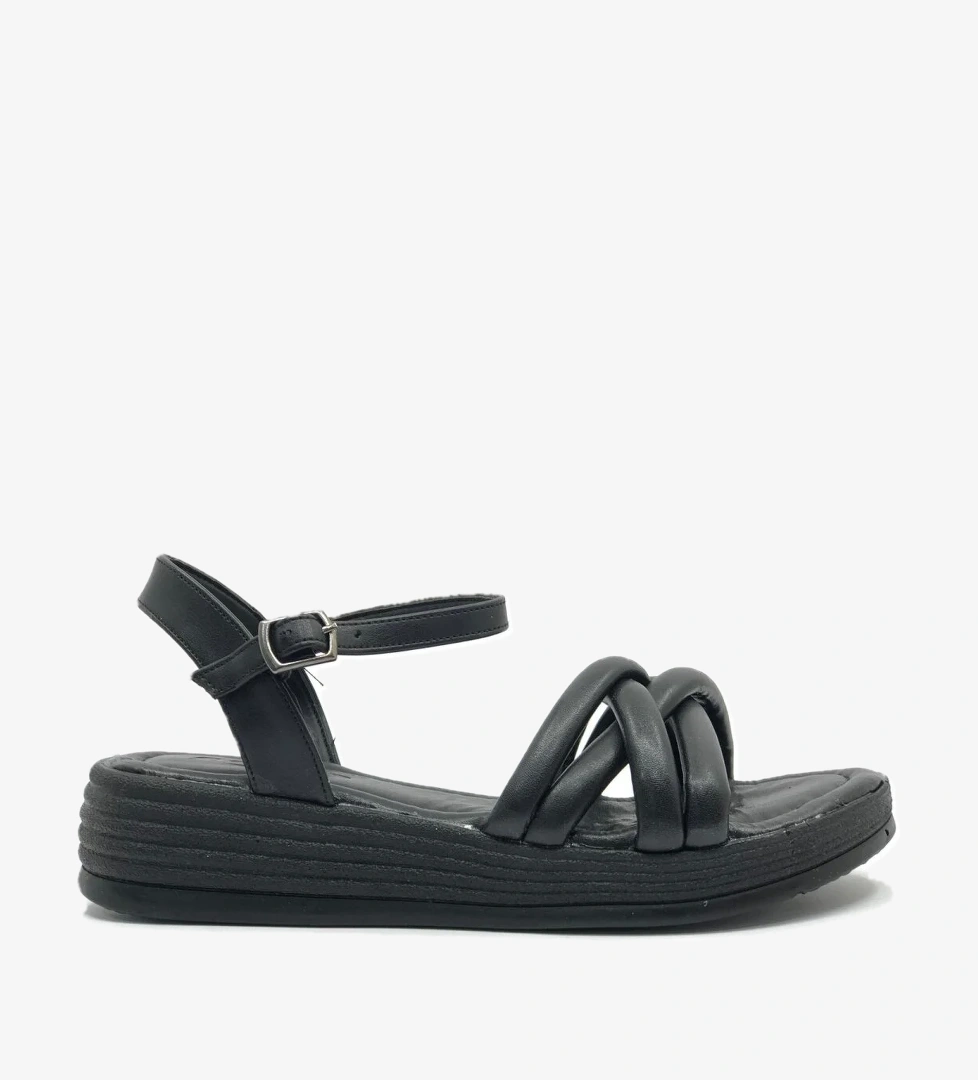 Düz Taban Çapraz Detaylı Kadın Sandalet