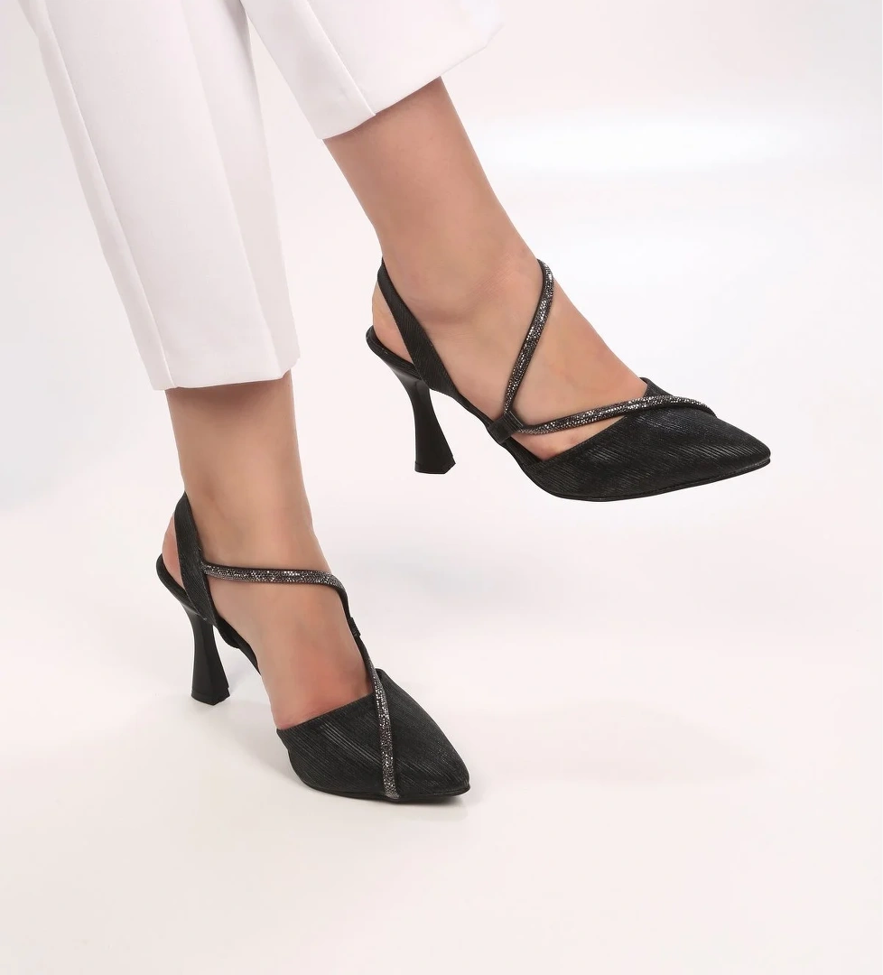 Feles Şerit Taş Biyeli Simli Topuklu Kadın Abiye Ayakkabı model görseli