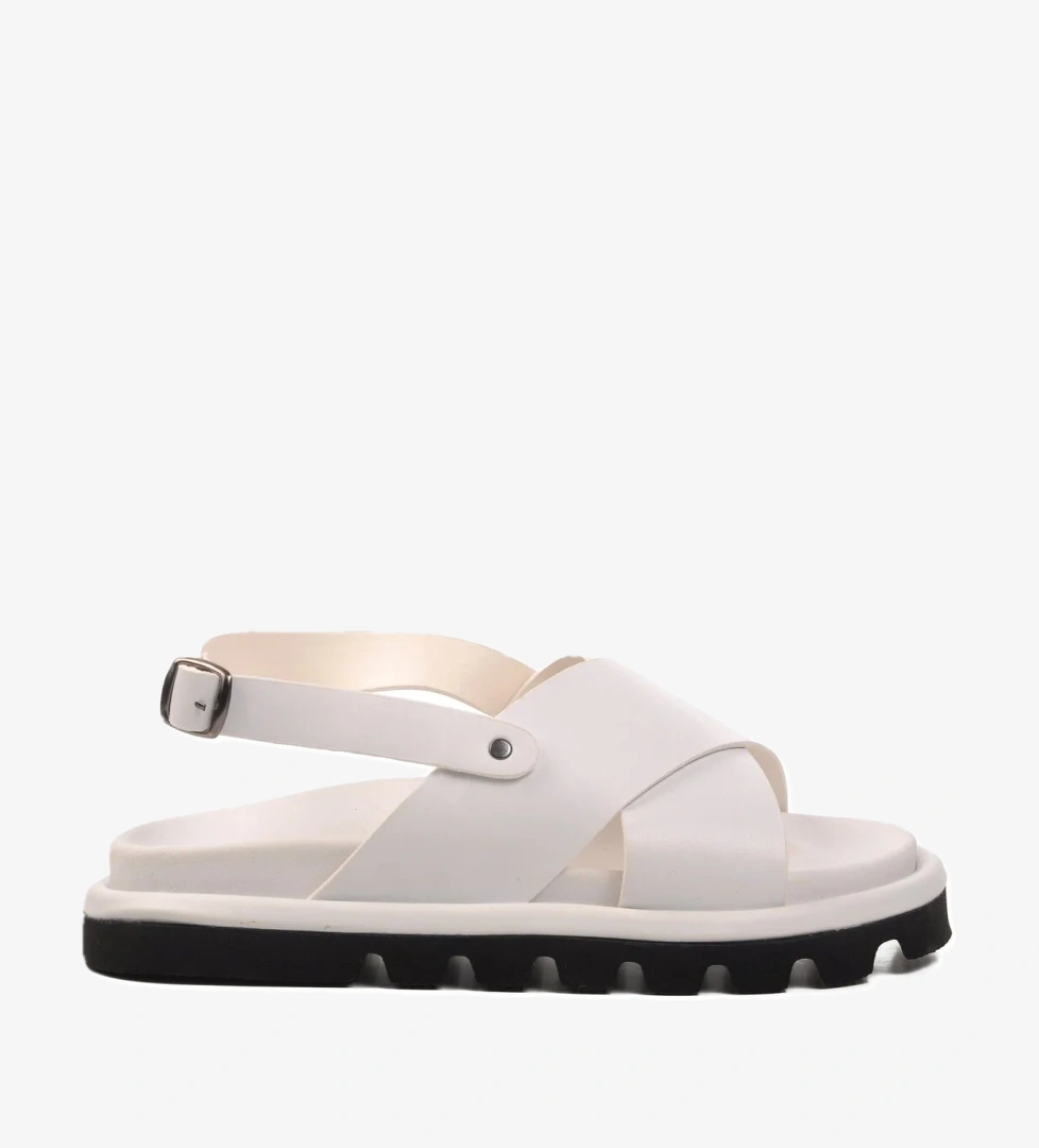 150 Beyaz Kadın Sandalet