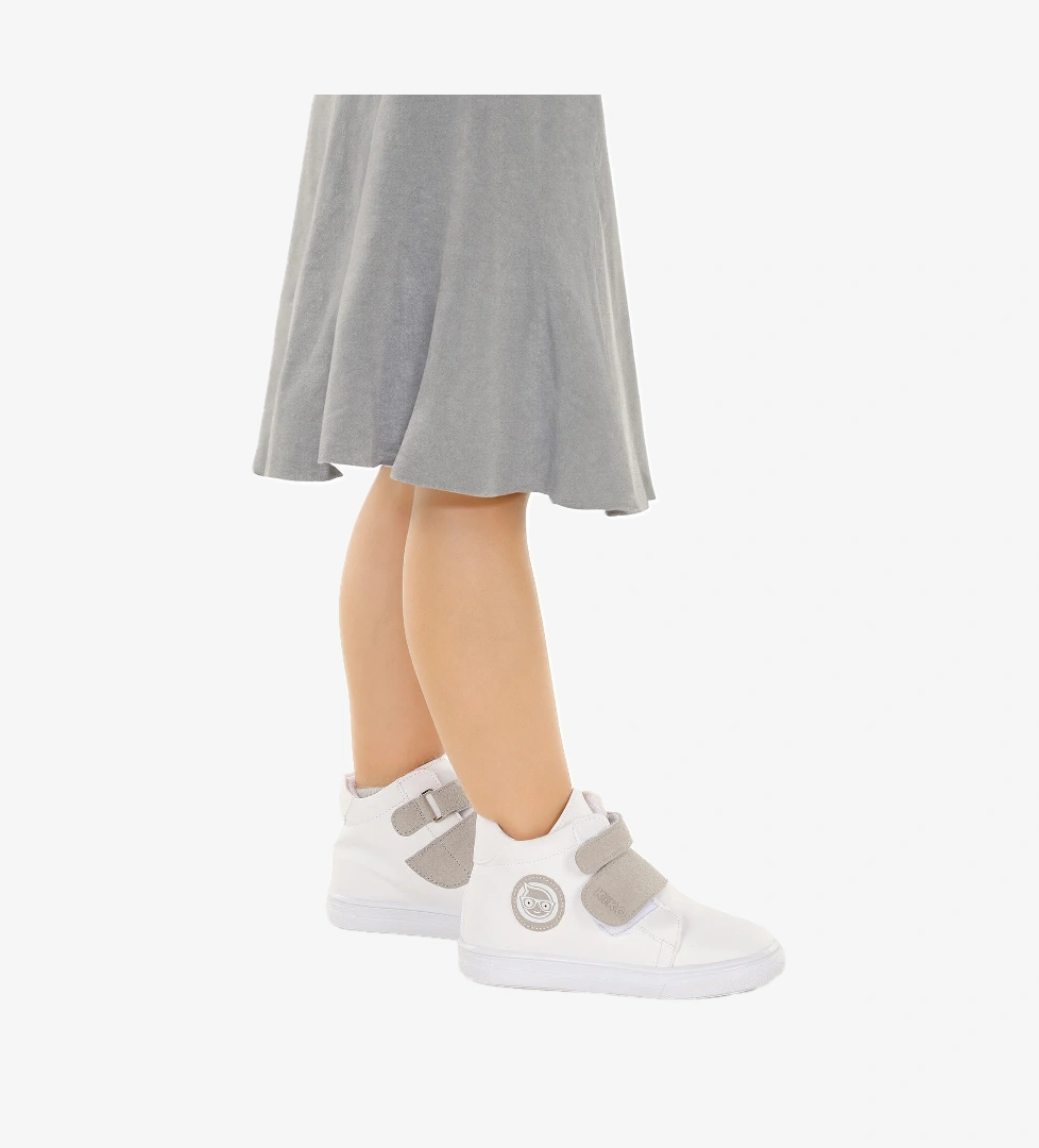 Coyote Cırtlı Kız Çocuk Günlük Bot Ayakkabı Beyaz