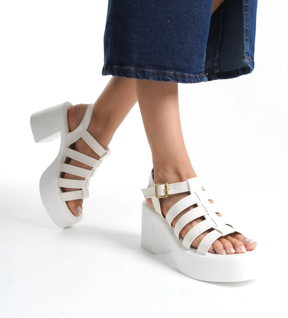 Zercok Beyaz Çok Bantlı Yüksek Sandalet Platform Topuklu Günlük Ayakkabı