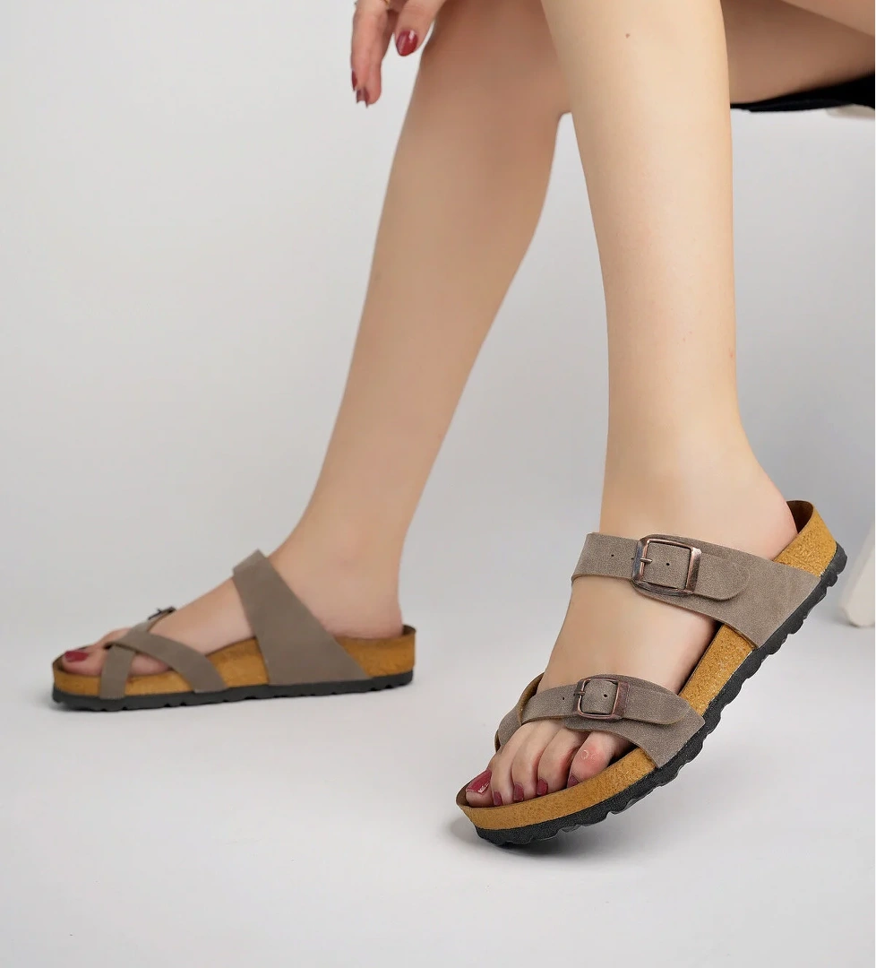 Freemax Kadın Garantili Vizon Anatomik Parmak Arası Yazlık Günlük Birken Mayari Terlik Siyah model görseli