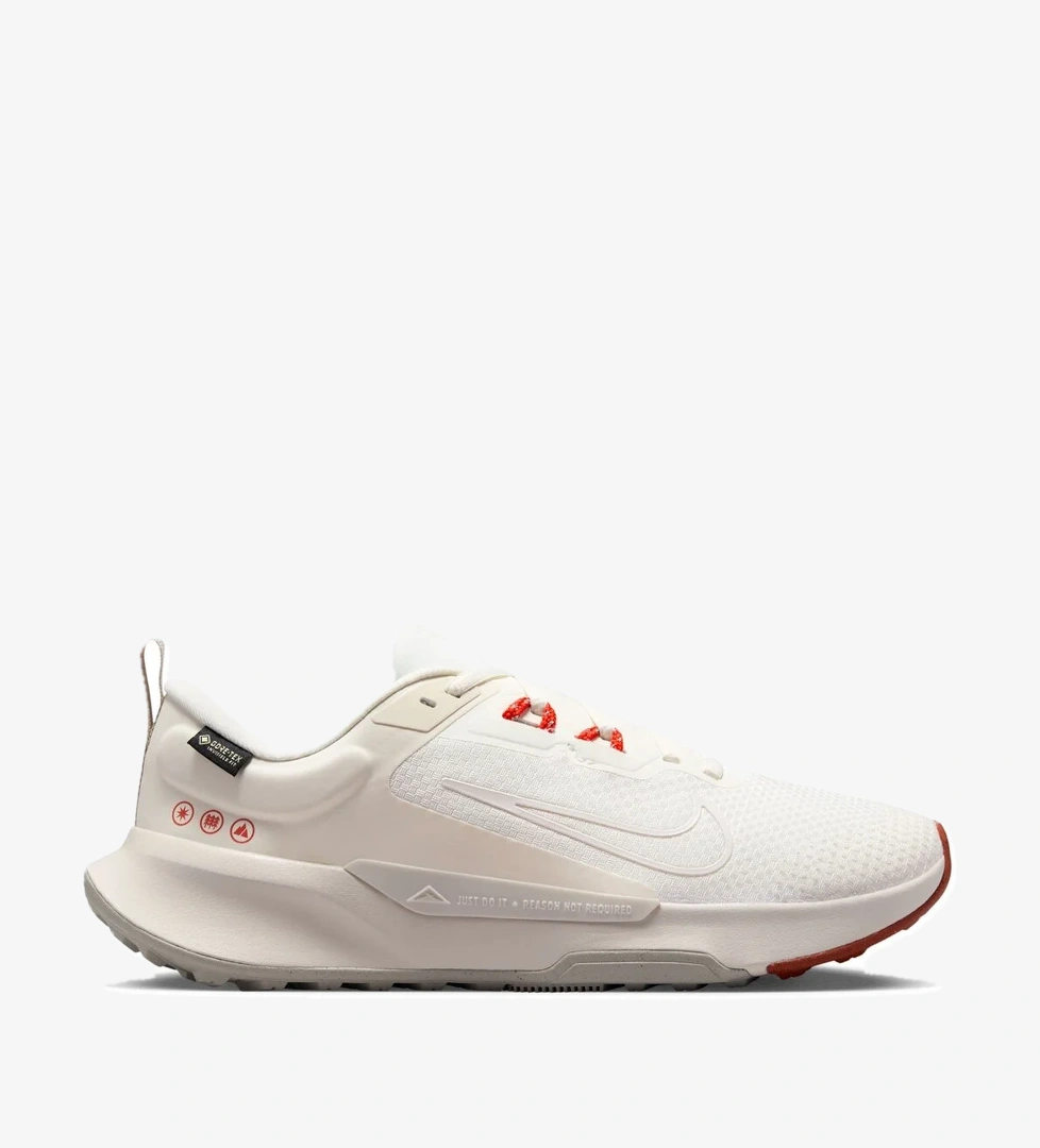 Nike Wmns Juniper Trail 2 Gtx Bej Kadın Koşu Ayakkabısı model görseli