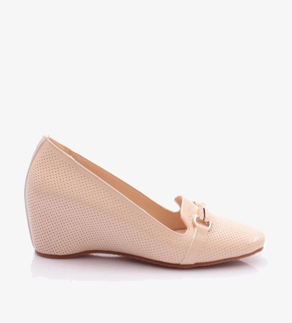 Dgn 24305 Kadin Metal Aksesuar Topuklu Ayakkabi model görseli