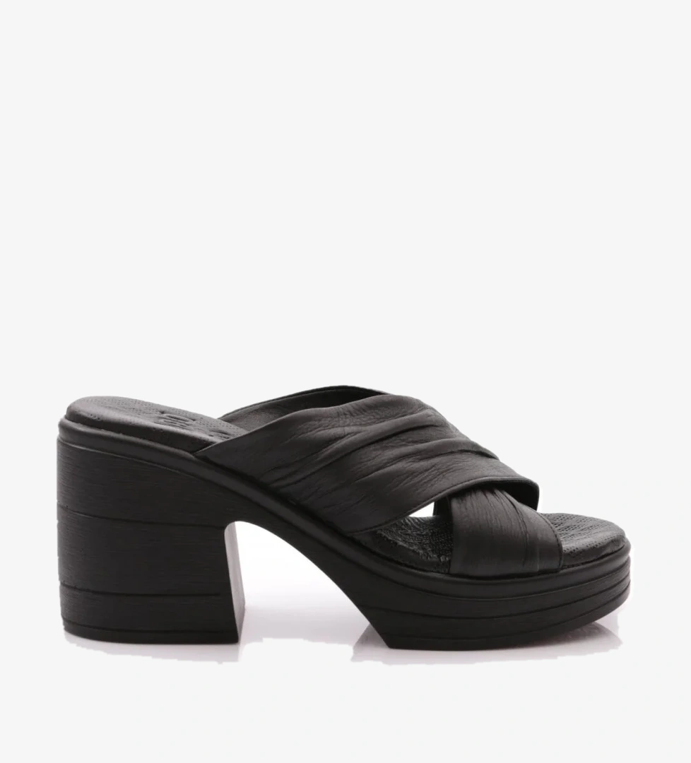 59 Kadin Topuklu Terlik