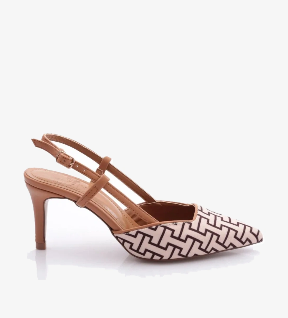 Dgn 6305-3 Kadin Arkadan Bağlamali Topuklu Ayakkabi model görseli