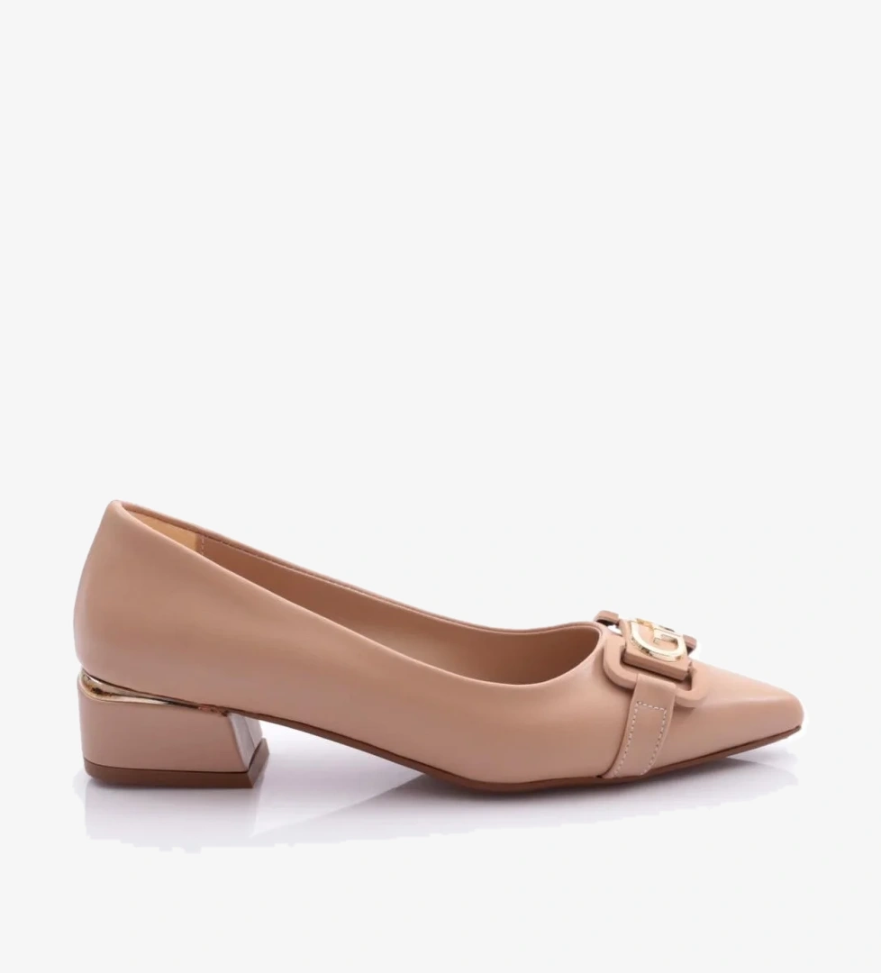 Dgn 6847 Kadin Metal Aksesuarli Topuklu Ayakkabi model görseli