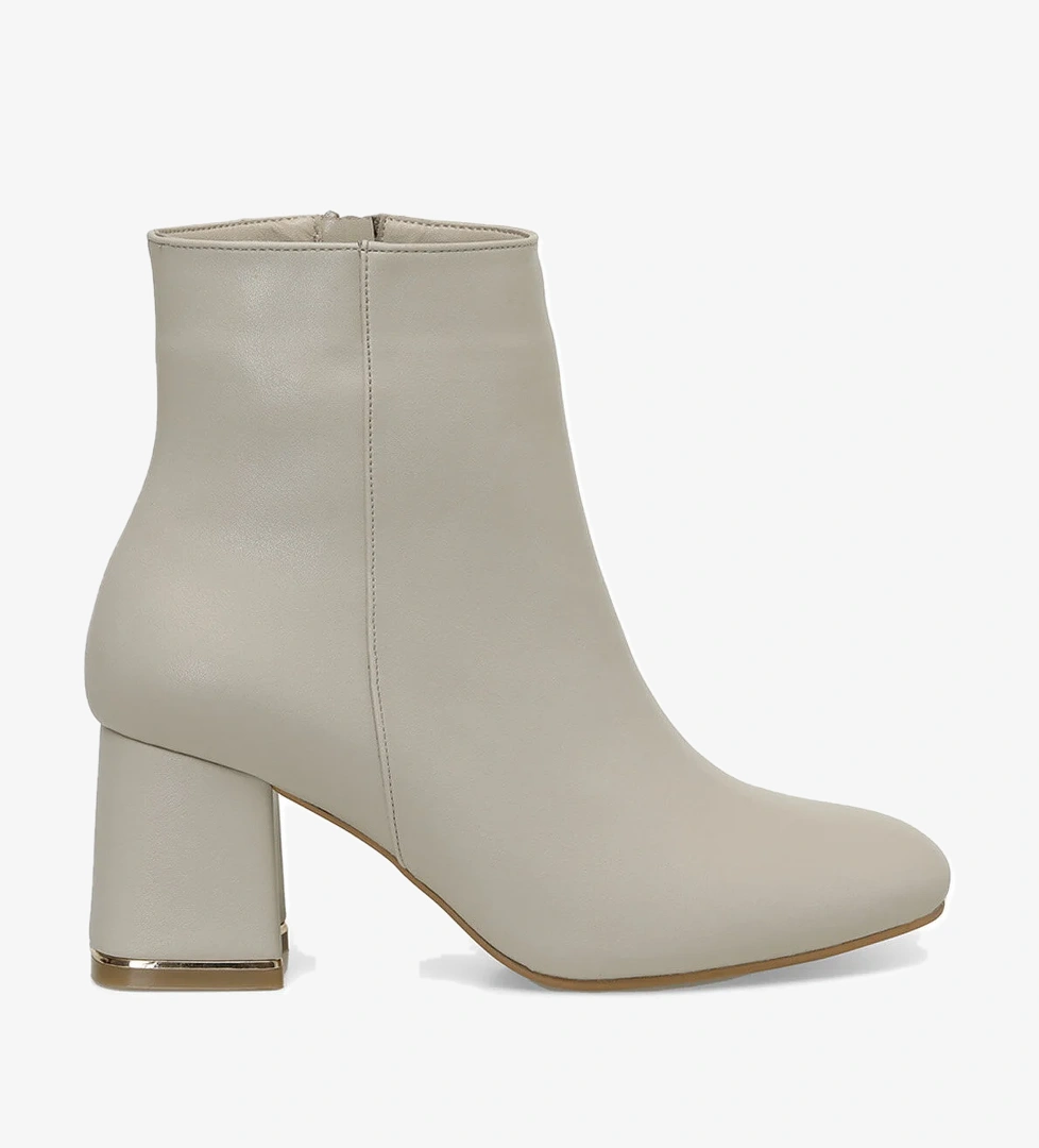 21K-256 4PR Bej Kadın Topuklu Bot - Görsel 1