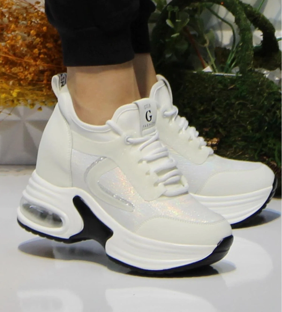 Fort Guja 24K300-1 Beyaz Orijinal Ürün Kalın Taban Sneaker Kadın Ayakkabı model görseli