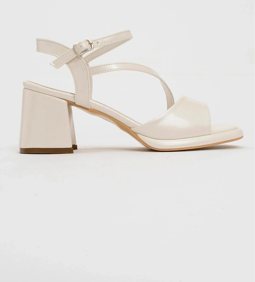 Kadın Çapraz Bantlı Topuklu Sandalet SEDEF CİLT