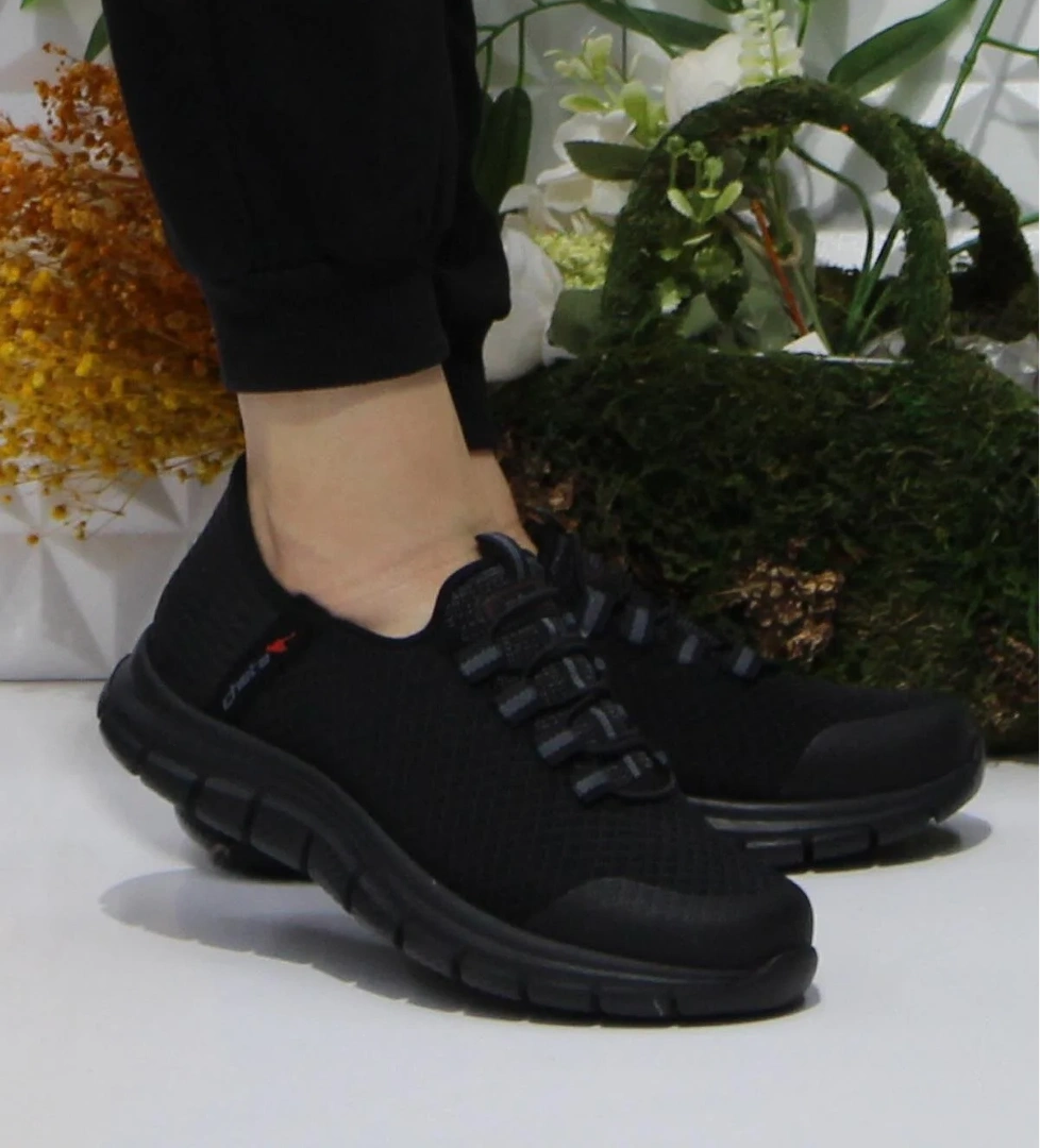 Fort Cheta Shıne Siyah Rahat Esnek Yumuşak Bağçıksız Sneakers Ayakkabı model görseli