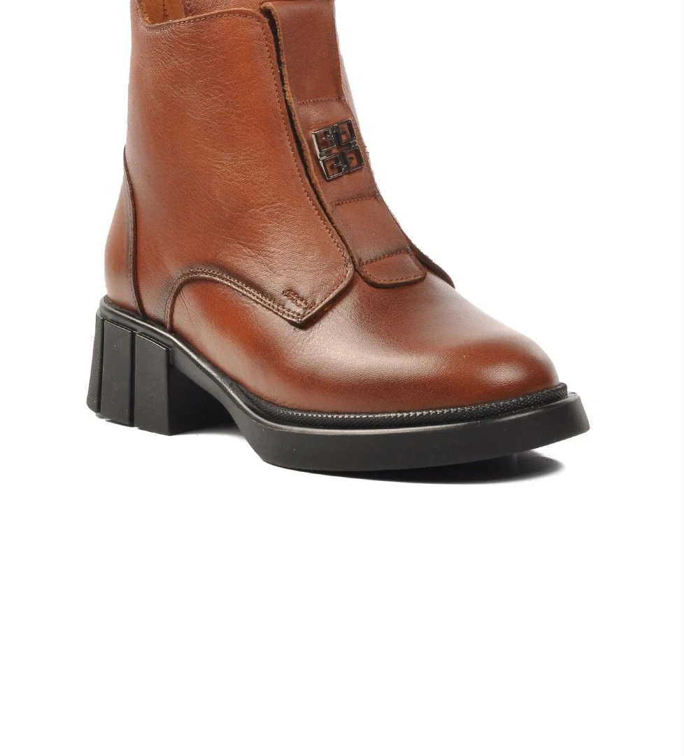 Voyager 9906 Taba Siyah İçi Polarlı Hakiki Deri Kadın Bot model görseli