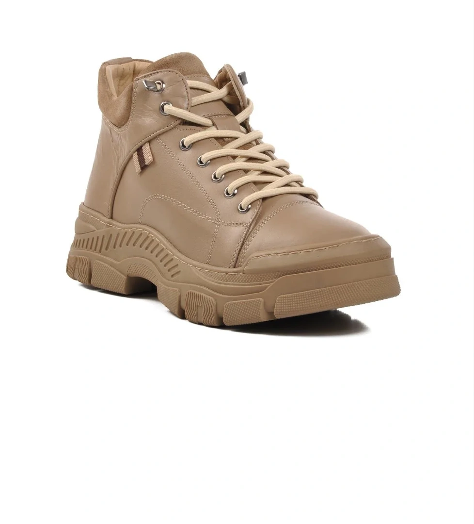 Voyager 9462 Vizon Siyah Nata Hakiki Deri Kadın Bot model görseli