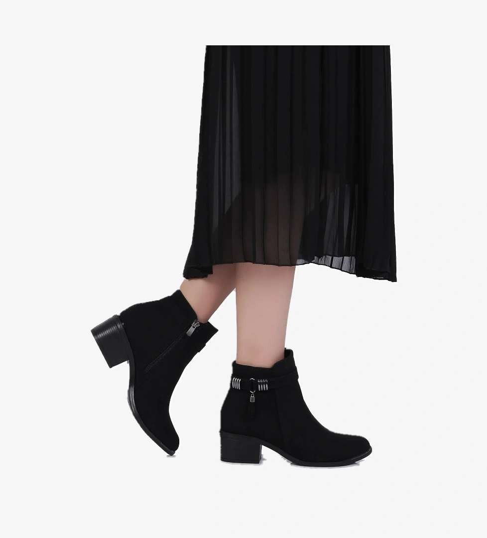 M.p Mp 242-2227Zn Siyah Kadın 6Cm Topuklu Bot model görseli