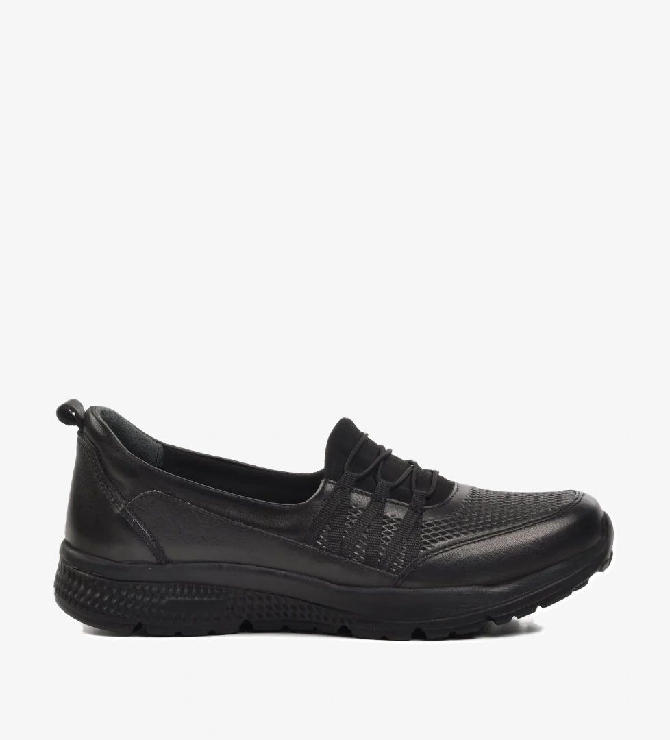 017-D Siyah Deri Kadın Günlük Ayakkabı