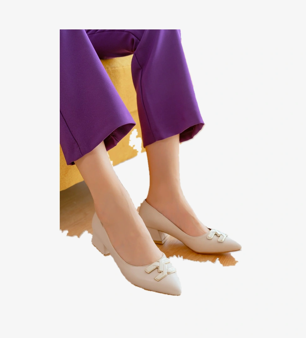 Lapita Bej Tokalı (4 cm) Sivri Burun Topuklu Ayakkabı