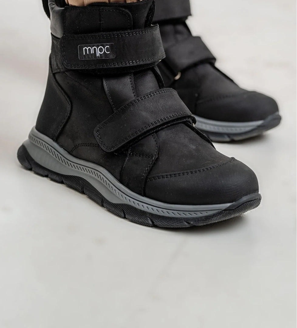 Erkek Çocuk Siyah Hakiki Deri Anatomik Günlük Bot