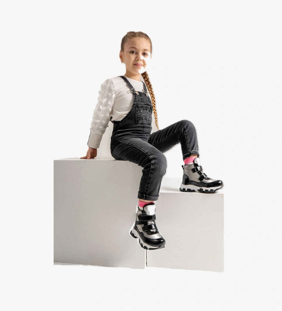 Kız Çocuk Platin Hakiki Deri Anatomik Günlük Bot