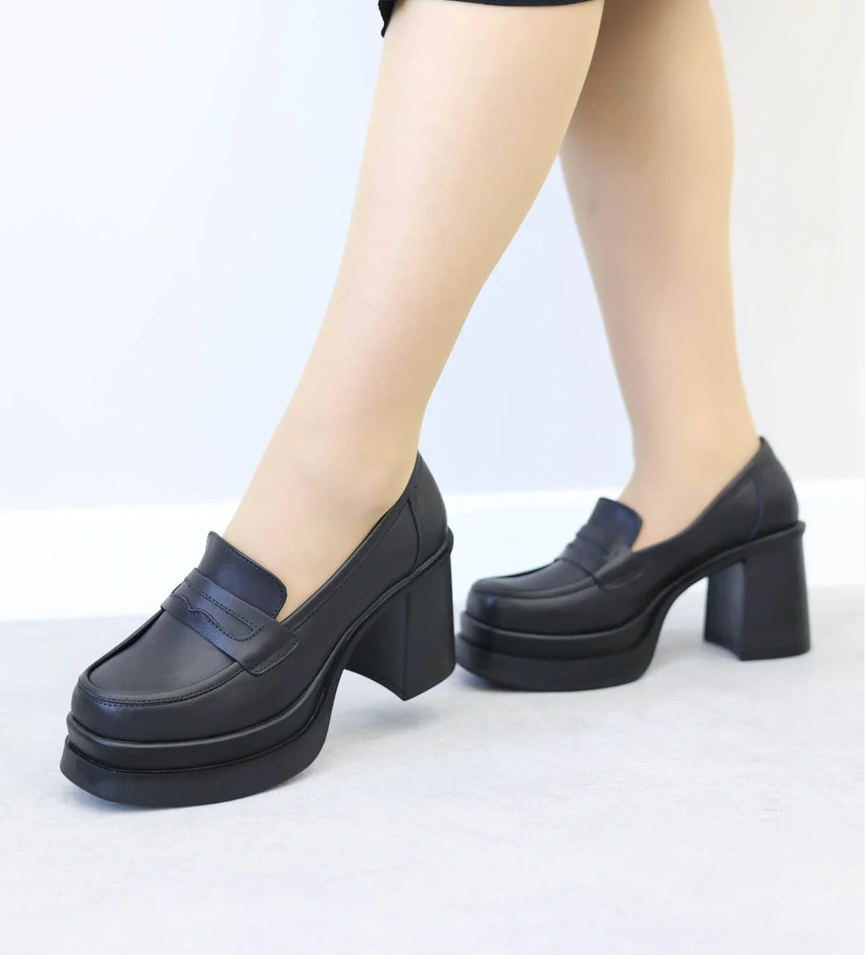 Fast Step Hakiki Deri Kadın Kalın Topuklu Ayakkabı 281za2405 model görseli