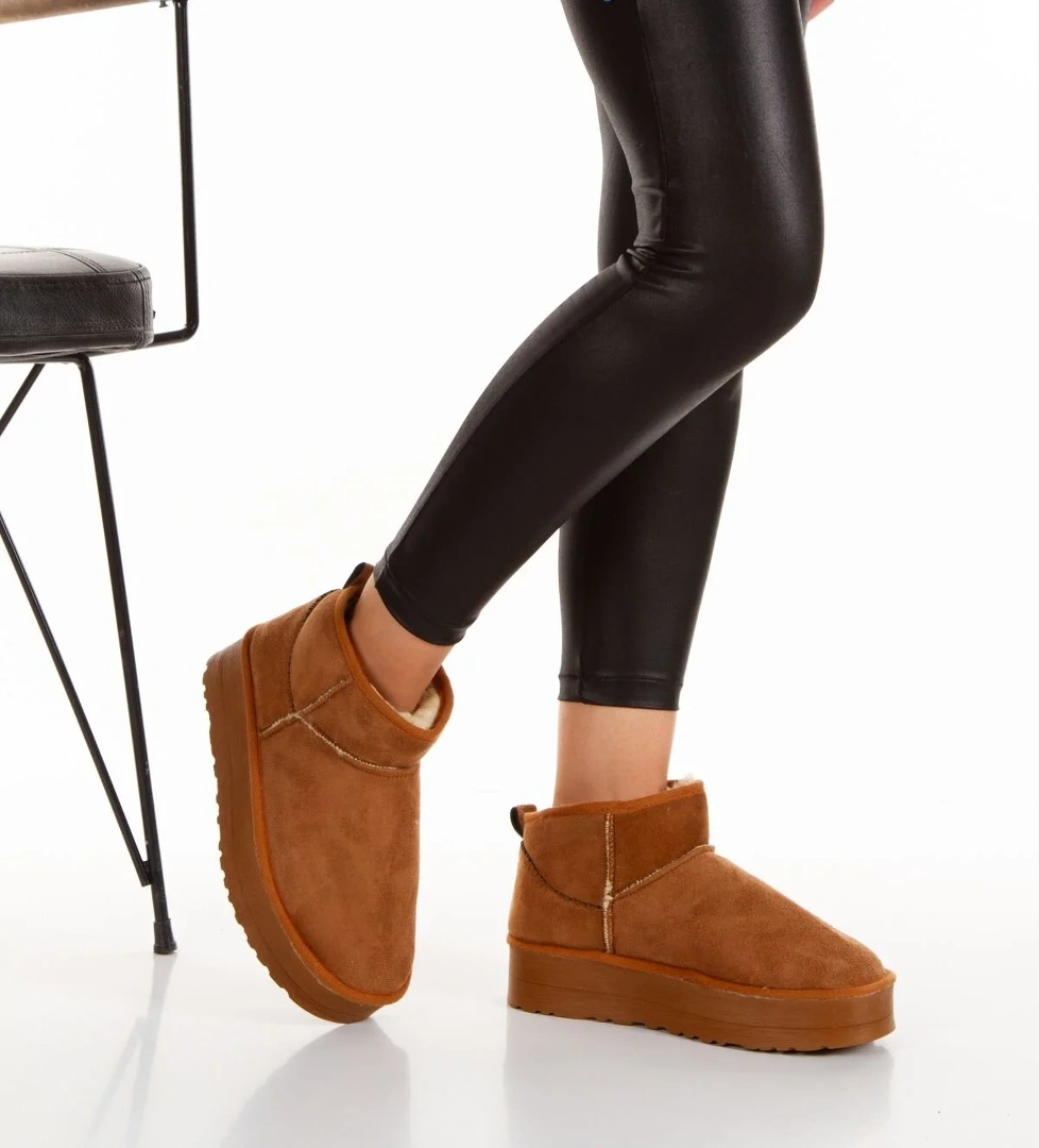 Vojo Kalın Tabanlı Kürklü Ug Model Kadın Bot model görseli