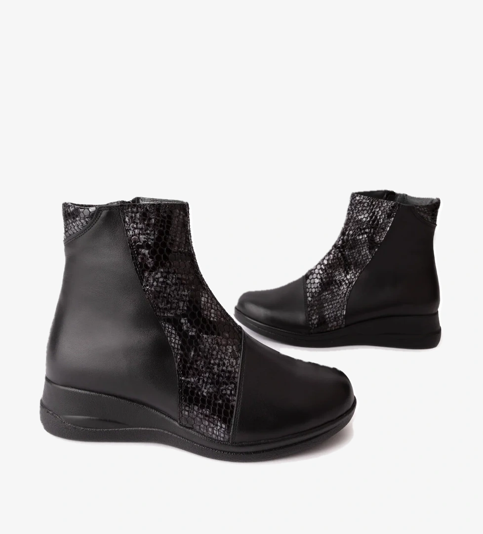 Gondol Kadın Hakiki Deri Yılan Detaylı Bot elnr.5912